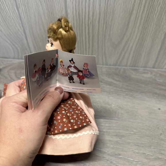 Vintage Dolls Madam Alexander Doll Mini Ceramic Dolls Creepy Porcelain Mini Doll - Picture 15 of 16